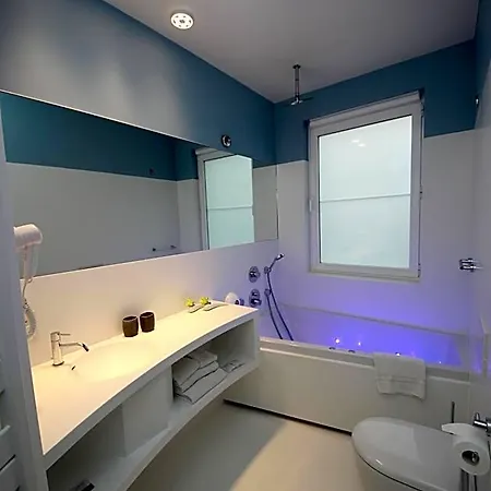 Astoria Hotel 3*