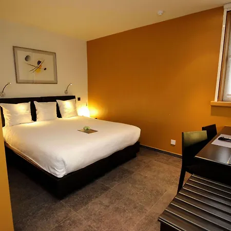 Astoria 3*